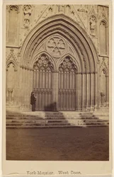 York Minster, västportalen