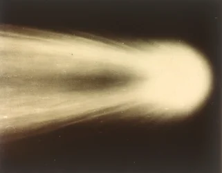 Halleys komet, 8 maj 1910.