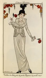 ”Dräkt i pärlgrå satin. Svart stråhatt”. Costumes Parisiens nr 8. Kvinnan bär en pärlgrå satinklänning och en svart stråhatt med en fjäder. Hon håller en ros i varje hand.