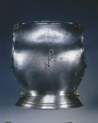 Bakplatta, c.1510-1530 (stål med svart färg, läderband)