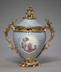 Täckt vas, tillverkad av Meissen Porslinsfabrik, Tyskland, 1749