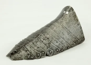 Vänster Sabaton, c.1490 (stål och läder)