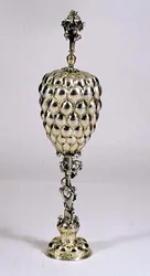 Ananasformad kopp och lock, Nürnberg, ca 1620 (förgylld silver)