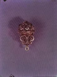 Pomander, sydtysk (guld och emalj)