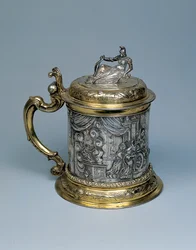 Tankard, kroppen jagade med en scen som representerar Alexander och legenden om den gordiska knuten, Danzig, ca 1680 (paket förgyllt silver)