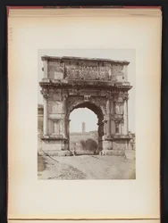 Titus triumfbåge i Rom, Italien