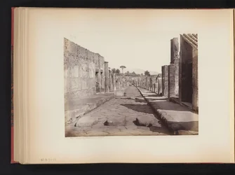 Utsikt över Strada della Abbondanza i Pompeji, Italien Strada della Abbondanza. Pompeji (titel på objekt)