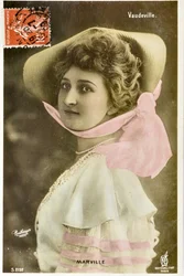Vykort: Theatre du Vaudeville - Porträtt av maddame Marville, konstnären från Moulin Rouge