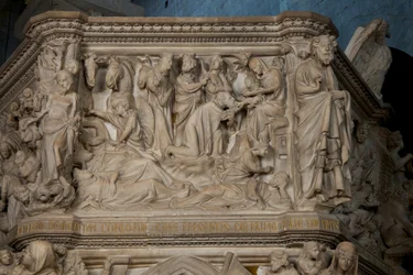Tillbedjan av Magi, på predikstolen i kyrkan Sant