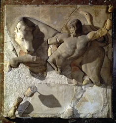 Hercules Fighting the Cretan Bull, en av en serie av tolv metoper som skildrar Herkules arbete från Zeus tempel i Olympia, tidig klassisk period, c.470-457 f.Kr. (Parisk marmor)