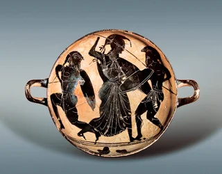 Trojakriget: gudinnan Athena kämpar mellan Hektor och Akilles. 500-talet f.Kr. Kylix (dryckeskärl) med svarta figurer i keramik, Kataloniens arkeologiska museum, Barcelona.