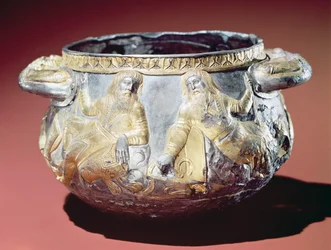Dricksbägare föreställande skytiska soldater (förgylld silver)