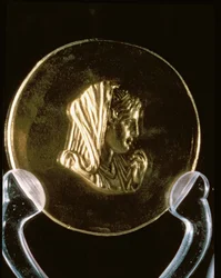 Gold Medal of Olympias, från Aboukir Treasure (guld)