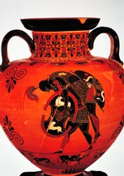 Grekisk civilisation, 500-talet f.Kr. Svartfigurig keramik. Amfora som avbildar Ajax bärande Akilles kropp.