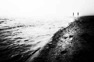 Två vid stranden