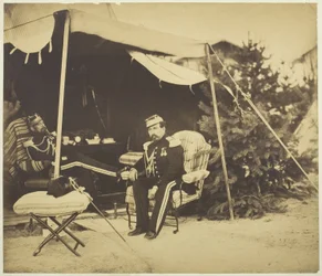 Officerare som sitter vid ett tält, Camp de Châlons