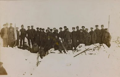 Första världskriget: Ukraina under åren 1914-1916 under den tyska arméns invasion. Grupp soldater