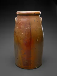 Churn, c. 1880-1905 (glidglaserat stengods)