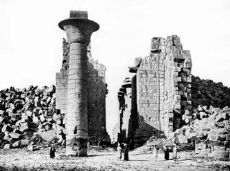 Kolonn och ruiner, Nubia, Egypten, 1887