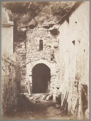 Bakom Troglodytegården