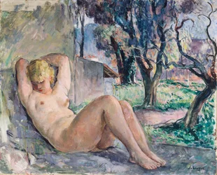 Liggande naken i en trädgård, omkring 1934