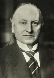 Porträtt av Lord Georges Curzon (fotografi)