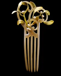 Art Nouveau: kammistel i guld, skala, pärla och e-post gjord av Paul (1851-1915) och Henri Vever (1854-1942)