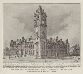 Stadshuset i Pietermaritzburg, helt förstört av en brand förra veckan