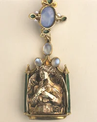 Detalj av dubbelsidigt hänge, ca 1907-10 (blandade media)