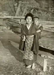 A Fishermans Children, 1910.