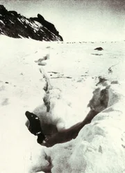 Tidvattnet på Razorback Island, 1911, 1913