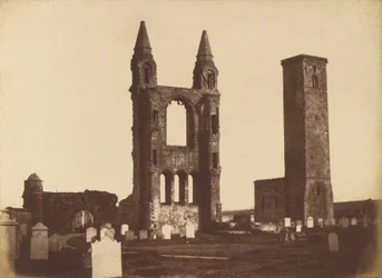 Andrews Cathedral, östra gaveln och St. Regulus Tower