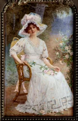 Ung kvinna sitter i trädgården Miniatyr på elfenben av Hortense Richard (1860-efter 1939) 20th century Sun. 0,24x0,15 m