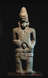 Staty, postklassisk period (900-1521) (sten)