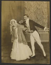 Aristokratisk balett (Graf Lalongue med baronessan E. Rosin).