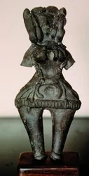 Figur av en modergudinna, Mauryan, från Uttar Pradesh (sten)
