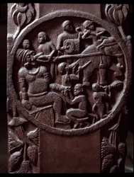 Buddhism: "Apor fångar en elefant och drar den för att dra ut jättens tand) detail du stupa de Bharhut (Barhut, Barouth) Lågrelief av svart sten, 2:a århundradet f.Kr. (2:a århundradet f.Kr.) - Calcutta, indiskt museum