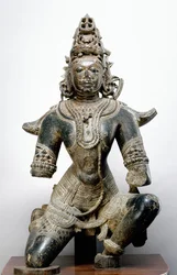 Garuda, från Mandla Fort, Madhya Pradesh, 1200 AD (svart sten)