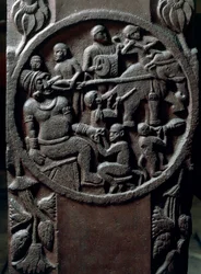 Indisk konst, hinduism: lågrelief som representerar apor som sliter en tand från en jätte med hjälp av elefanter. 2:a århundradet f.Kr. Kolkata, indiskt museum