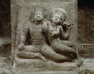 Relief av ett Mithuna-par, från Cave 4