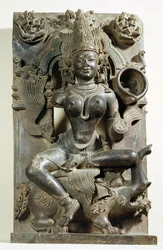 Varunani, snidade från Konark Sun Temple, Orissa, östra Ganga-dynastin