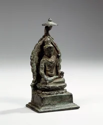 Centraljavanesisk figur av Padmapani, sent 900-tal (brons)