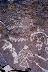 Etsningar av anasazisk bergskonst funna i New Mexico.