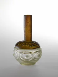Flaska, c. 800-talet (glas)