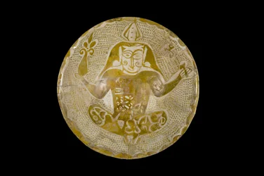 Glansskål, Irak, Abbasidperiod, 900-talet (lergods med lyster över glasyr)