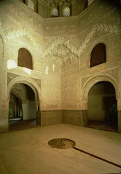 De två systrarnas rum (Sala de las Dos Hermanas) 1300-talet