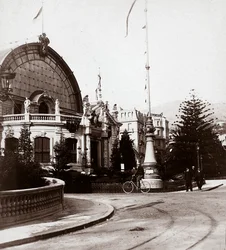 Ingången till konstutställningen i Montecarlo, 1898, 1898-02-25 (s/v foto)