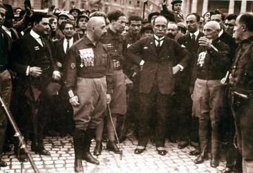 Marschen mot Rom, Mussolini och svartskjortor, 1922.