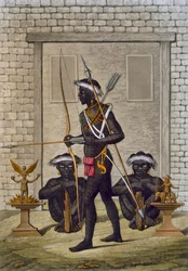 Kongos stammän och fetischfigurer vaktar Sabas eller suveränens palats, ca 1820-30-talen