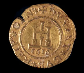 Republiken Genes valuta: en guldkvadrupla med en Genuaportal. Diameter 32 mm. 1616. framsida. Genes Musei di Strada Nuova